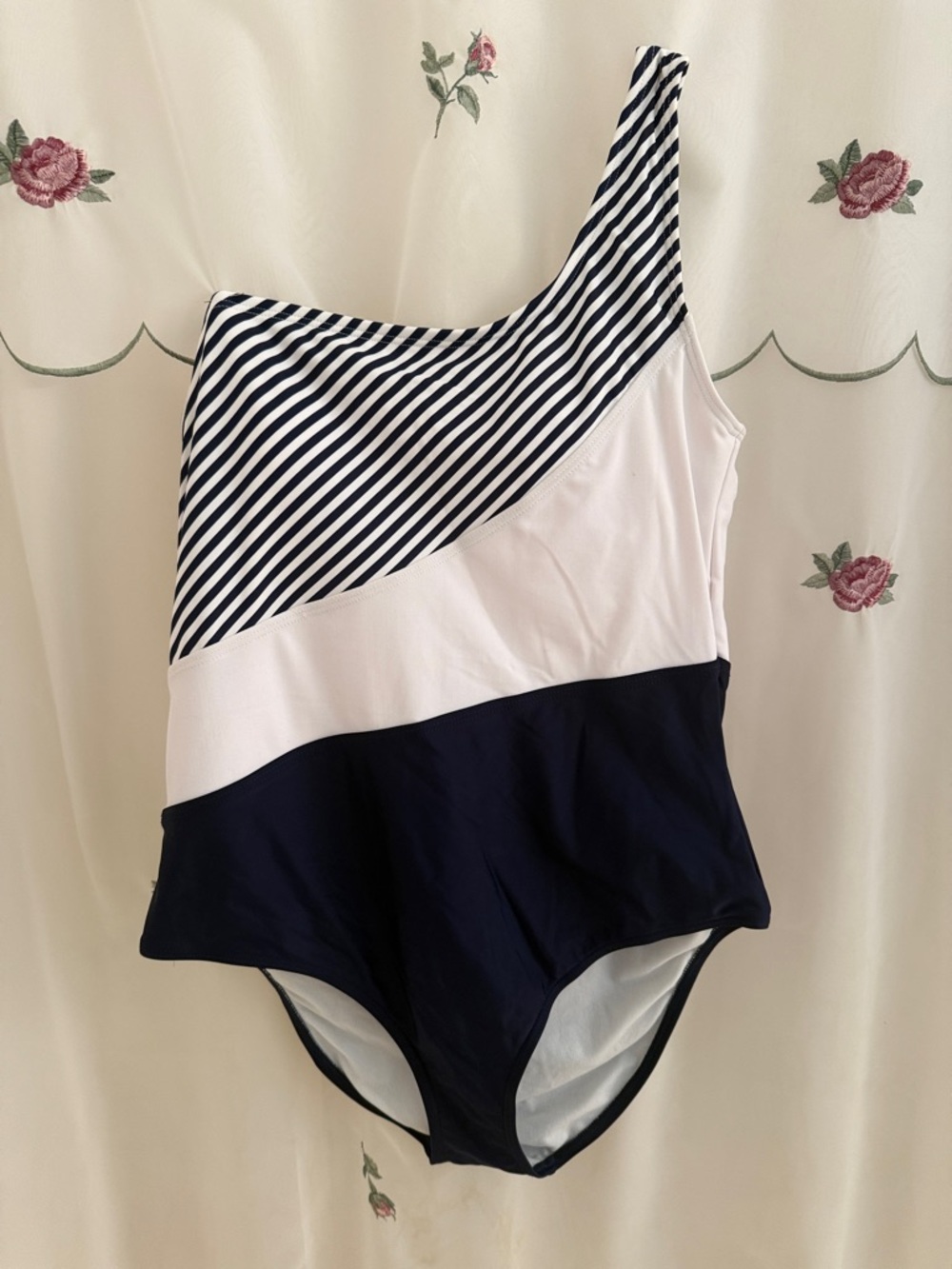 Navy & White One-Shoulder Women’s One-Piece Swimsuit